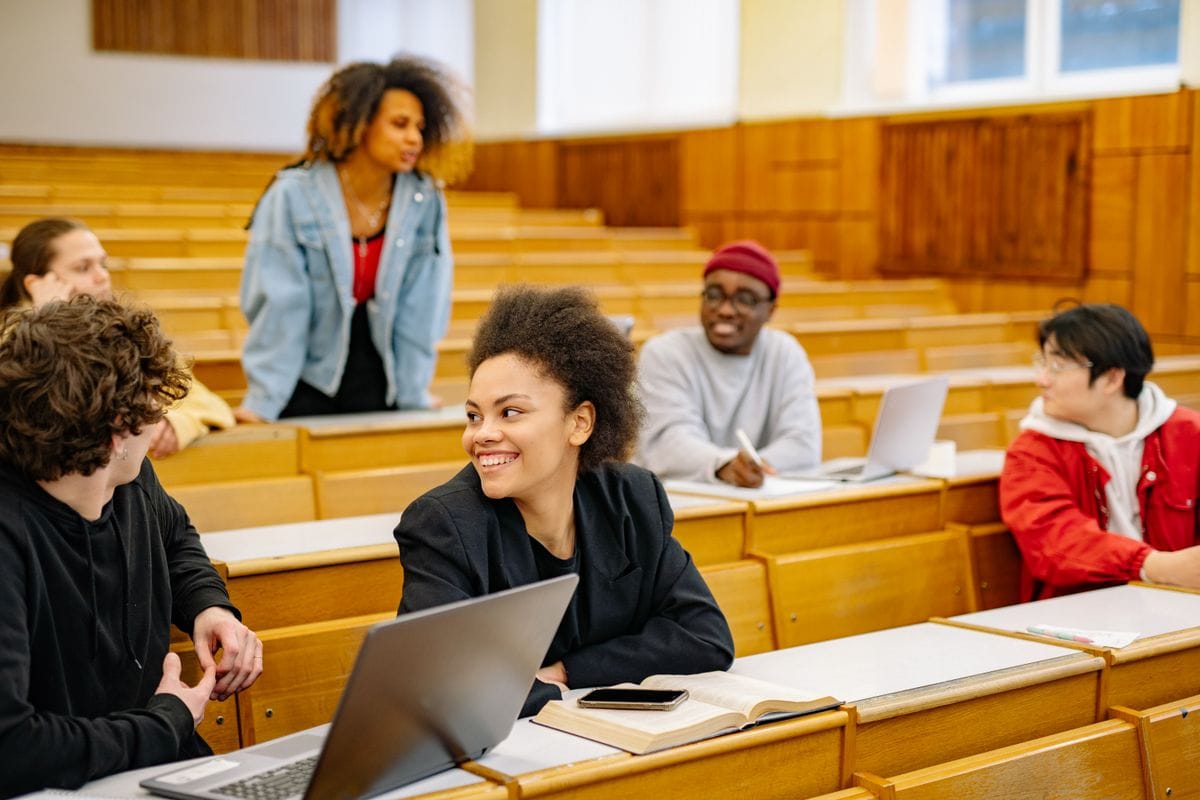 Academic scheduling and class timetable planning in school management software